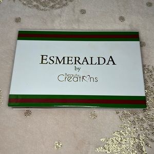 NEW!! Esmeralda Eyeshadow Palette